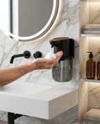 03_lifestyle_bathroom_wallmount.png