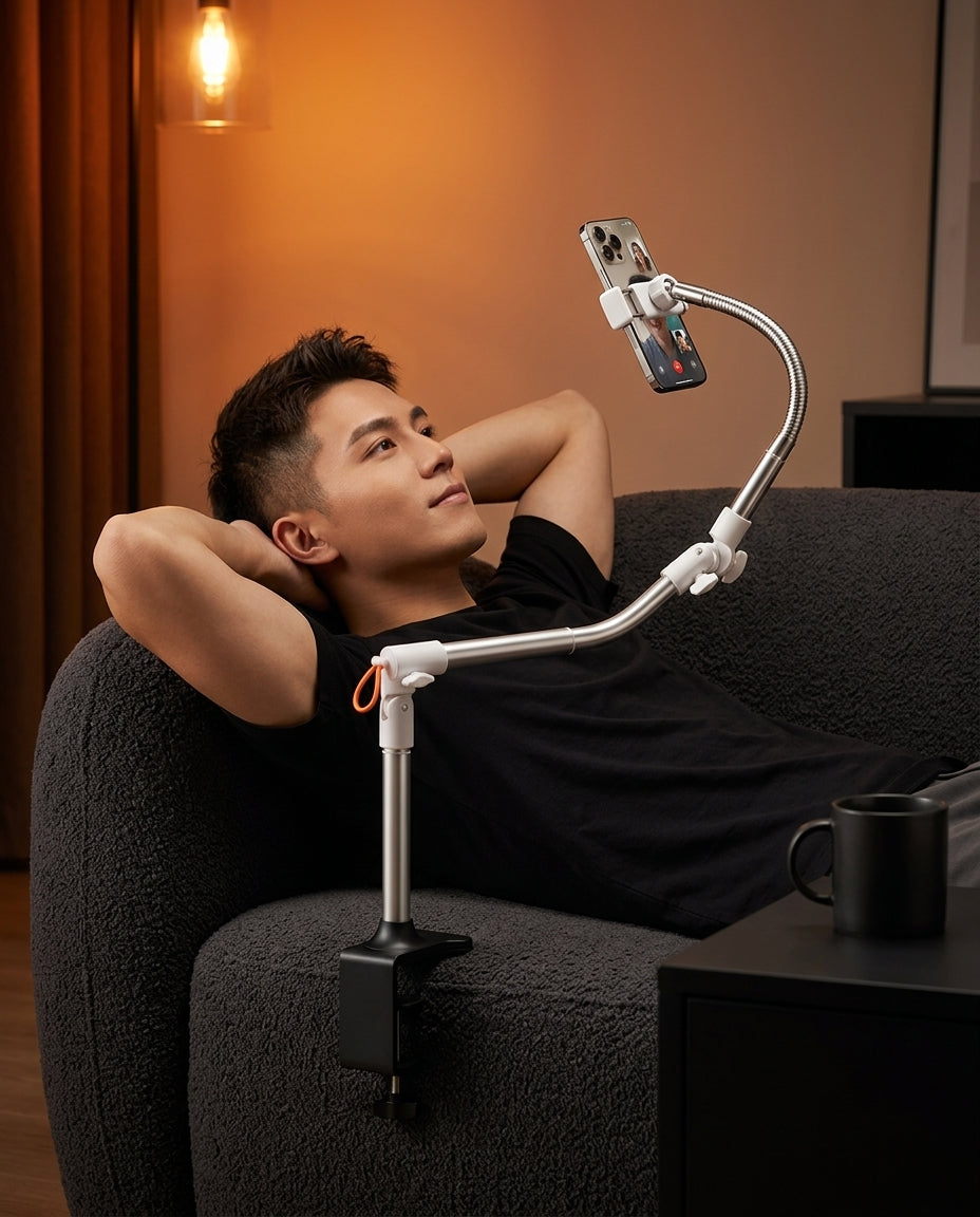 03_lifestyle_couch_phone.png