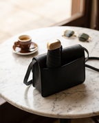 03_lifestyle_handbag_pocket.png