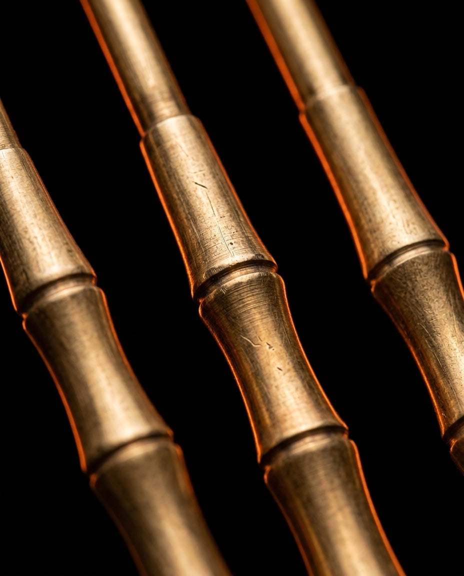 04_macro_bamboo_handles.png
