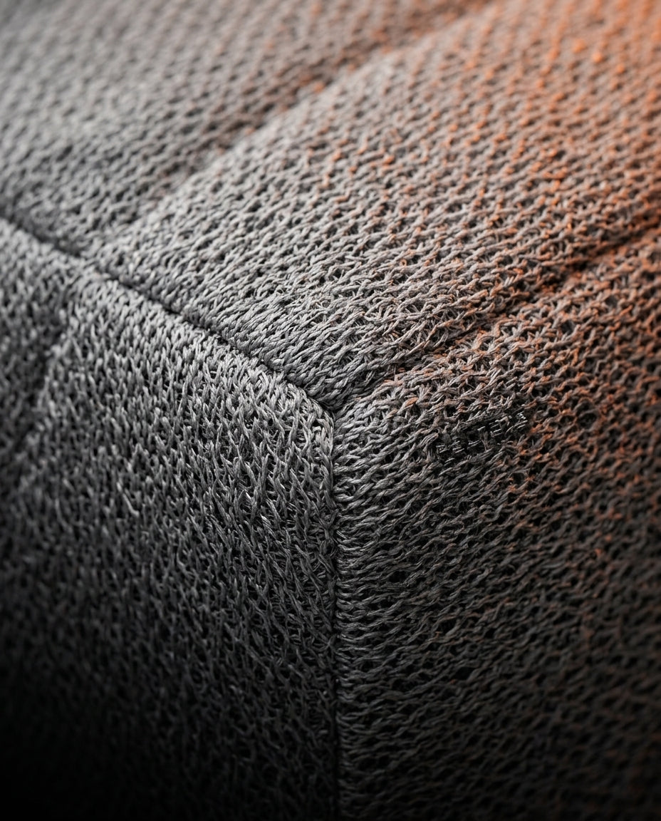 04_macro_fabric_weave.png
