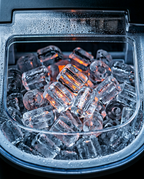 04_macro_ice_basket.png
