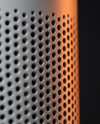 04_macro_mesh_vent.png