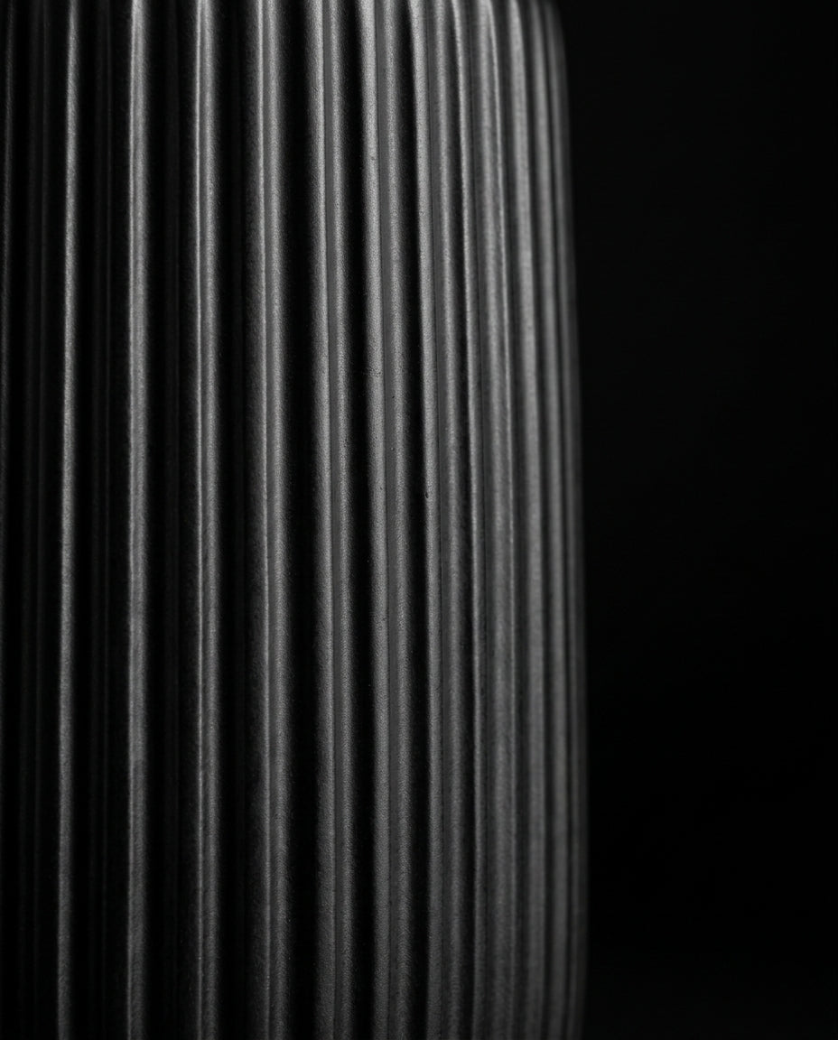 04_macro_ribbed_texture.png