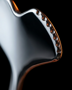 04_macro_sculpting_edge.png