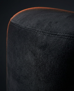 04_macro_velvet_texture.png