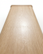04_macro_wood_grain.png