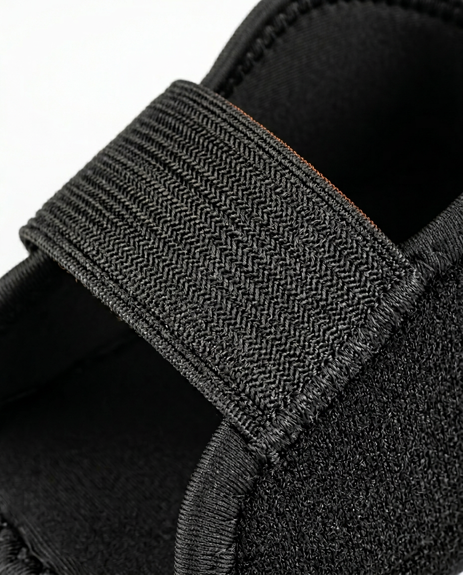 05_macro_elastic_strap.png