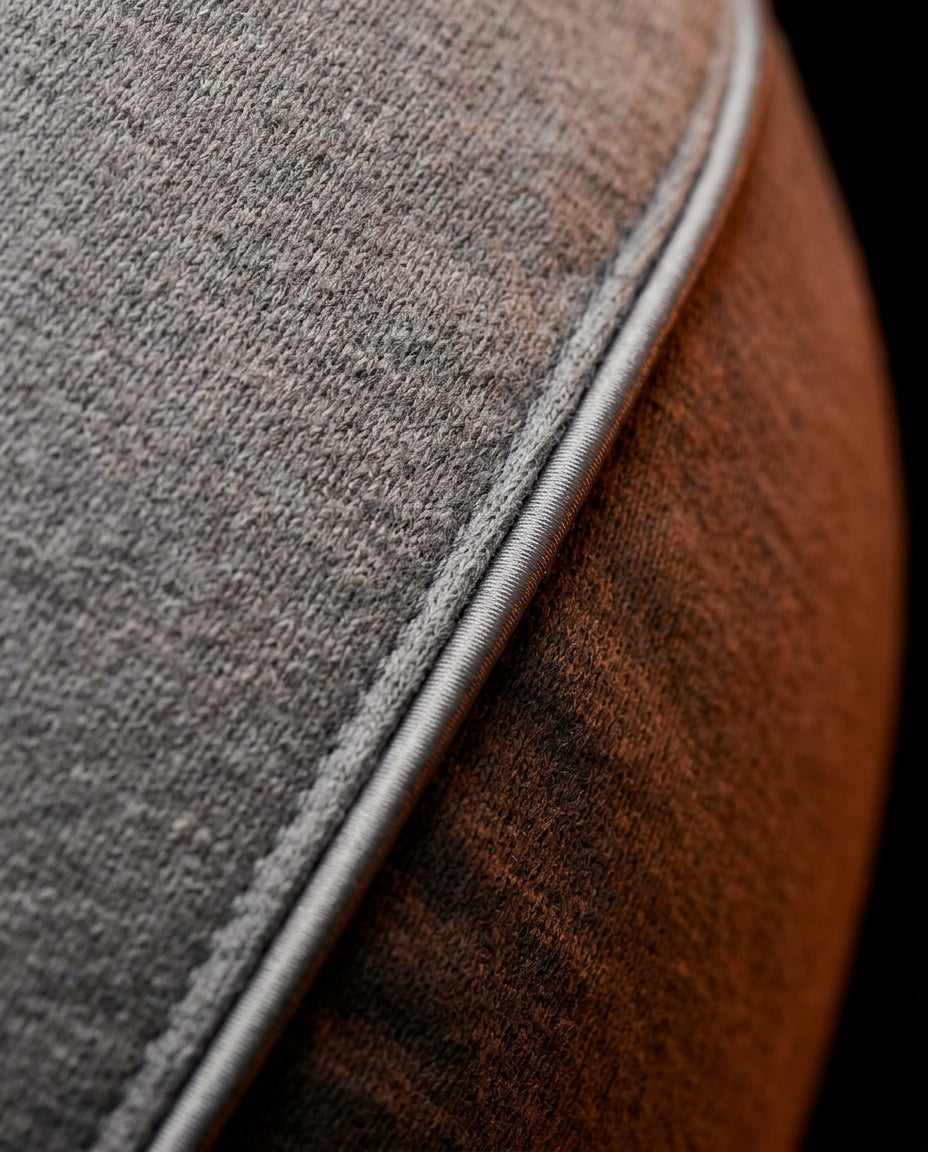 05_macro_fabric_weave.png