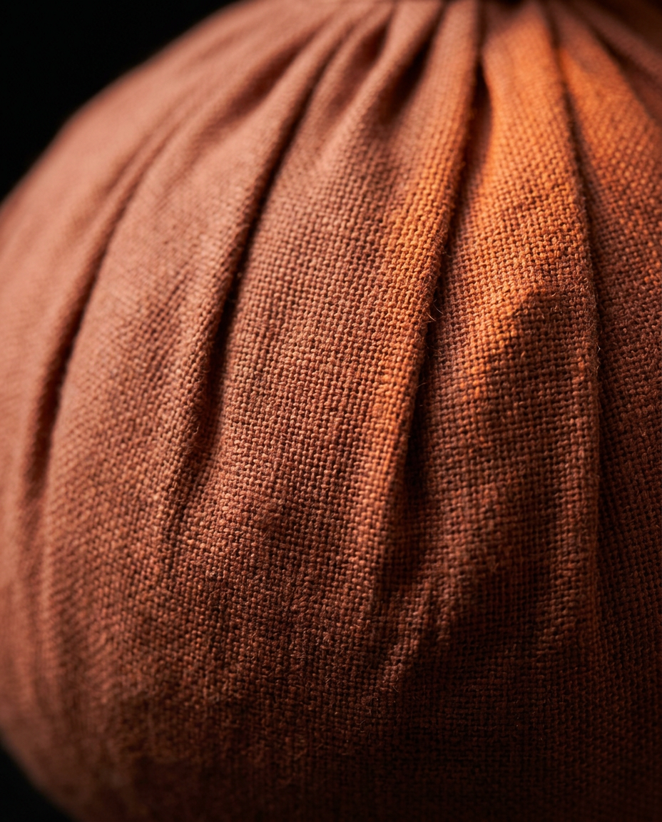 05_macro_fabric_weave.png