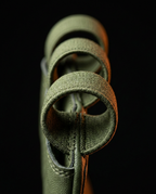 05_macro_finger_loops.png