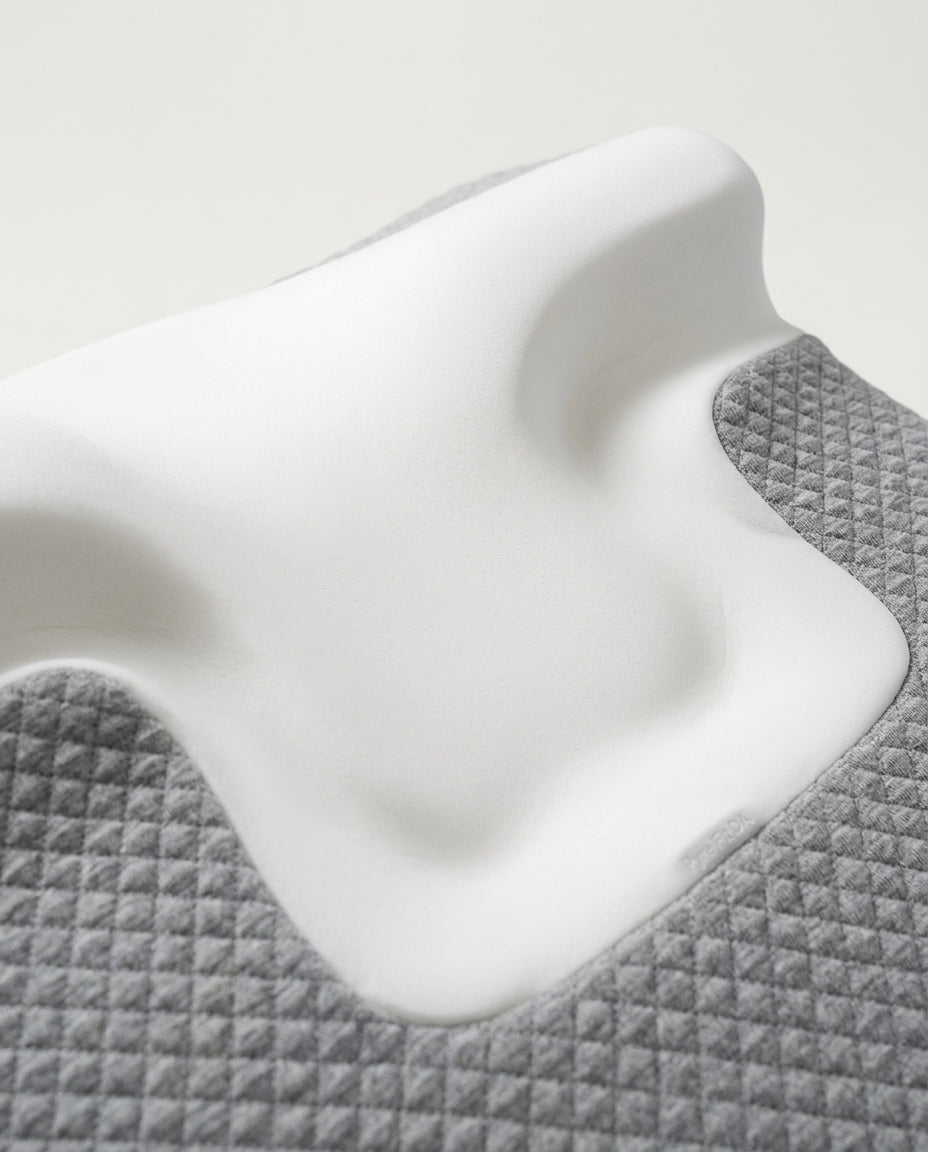 05_macro_neck_cradle.png