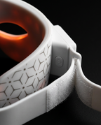 05_macro_strap_silicone_detail.png