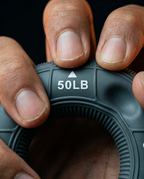 06_macro_finger_compression.png