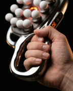 06_macro_grip_ergonomics.png