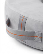 06_macro_handle_detail.png