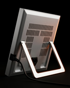 06_macro_kickstand_back.png