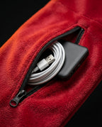 06_macro_zip_pocket.png