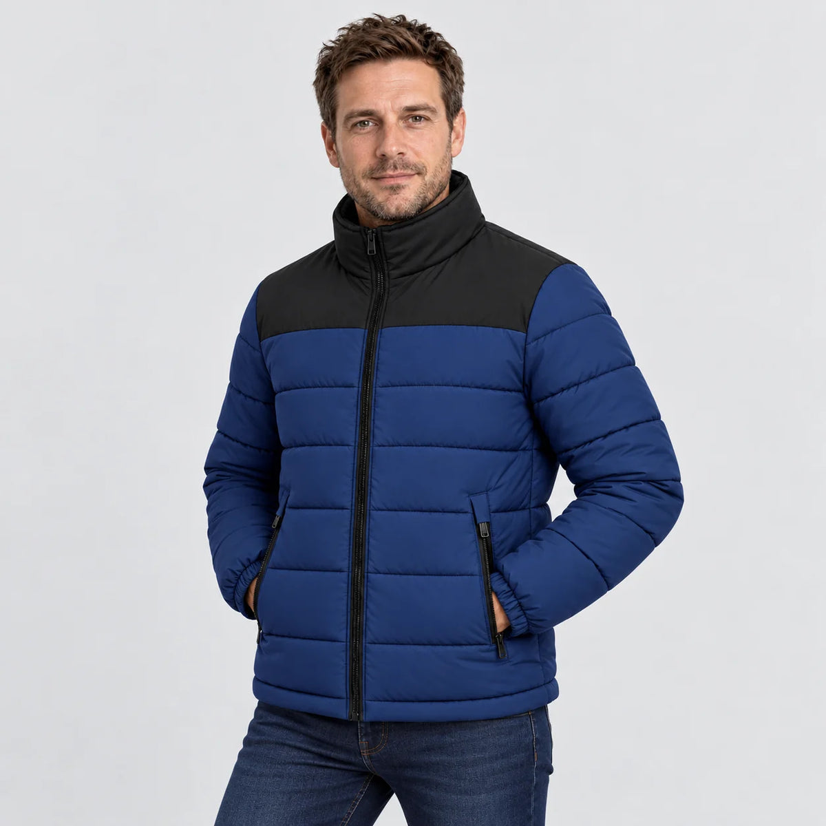 Piumino trapuntato riscaldato PyreFit Expelia in blu navy, vista frontale