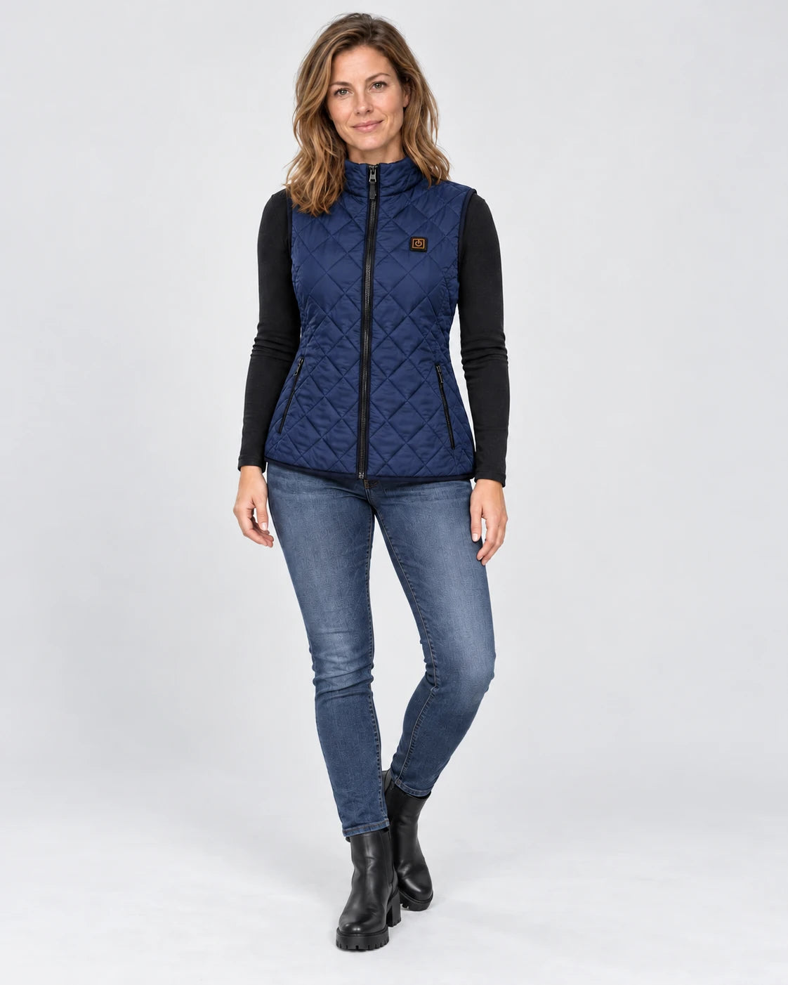PyreFit Feinora in blu navy – vista a figura intera