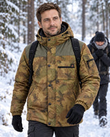 Cappotto riscaldato mimetico da uomo PyreFit Mistro in inverno: nel bosco