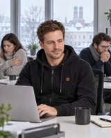Felpa riscaldata unisex con zip e cappuccio PyreFit Olivora in inverno: in ufficio