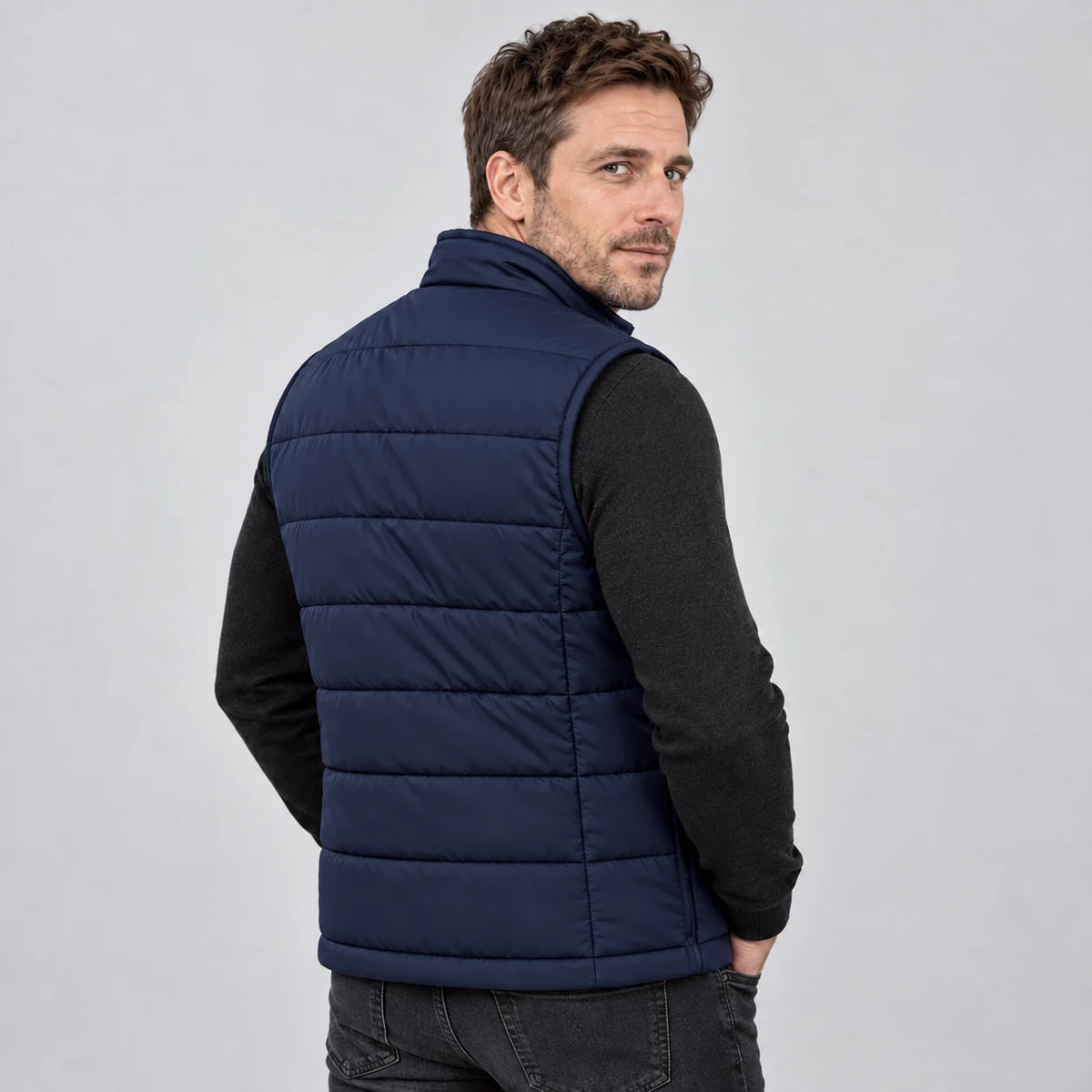 PyreFit Pivotan in blu navy – vista posteriore